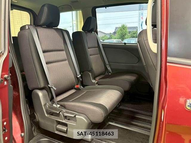 Nissan SERENA 2018-08 8246641-10