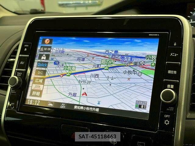 Nissan SERENA 2018-08 8246641-2