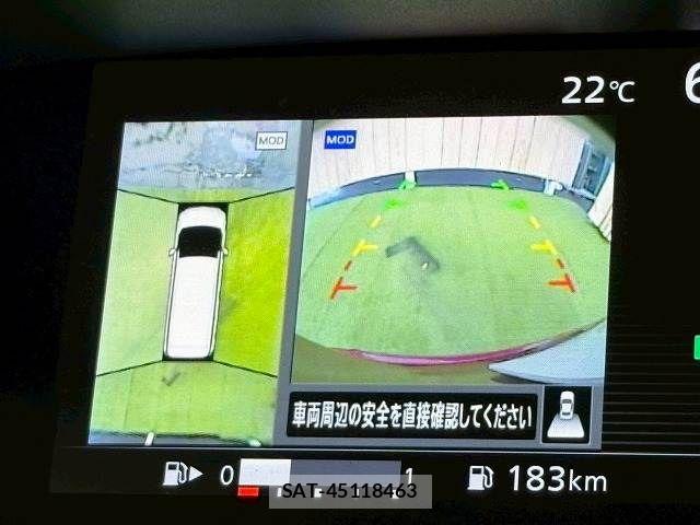 Nissan SERENA 2018-08 8246641-3