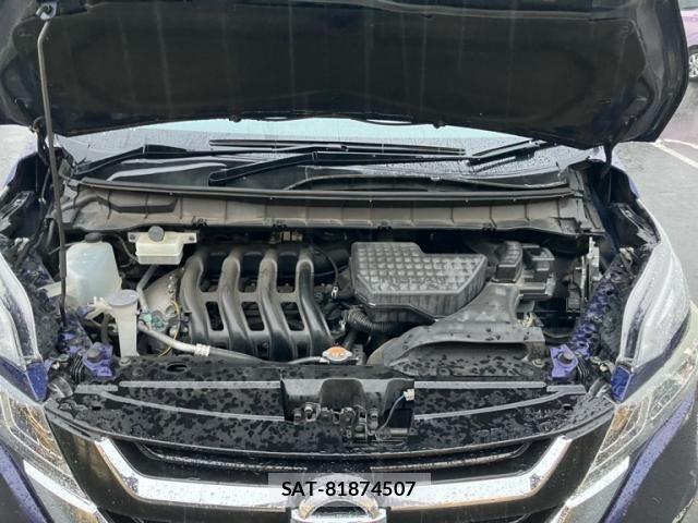 Nissan SERENA 2016-10 8246660-26