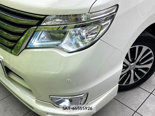 Nissan SERENA 2015-02 8246659-12