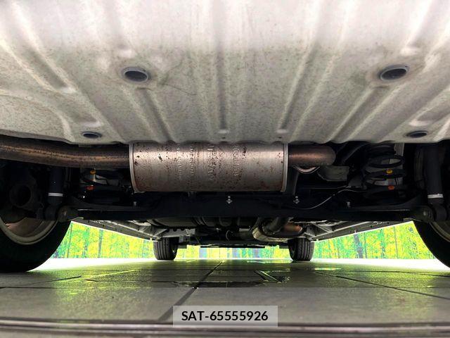 Nissan SERENA 2015-02 8246659-19