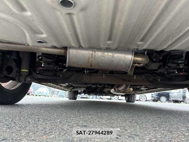 Nissan SERENA 2017-06 8316979-22