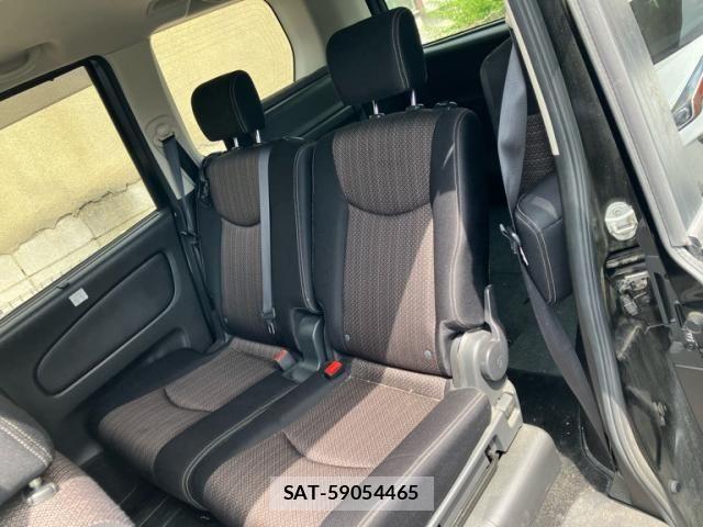Nissan SERENA 2016-01 8317010-11