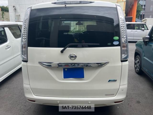 Nissan SERENA 2015-09 8316995-4