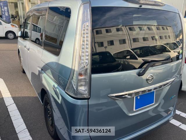 Nissan SERENA 2013-09 8317013-4