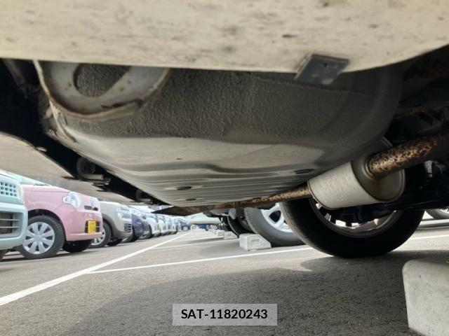 Nissan SERENA 2015-03 8316998-2