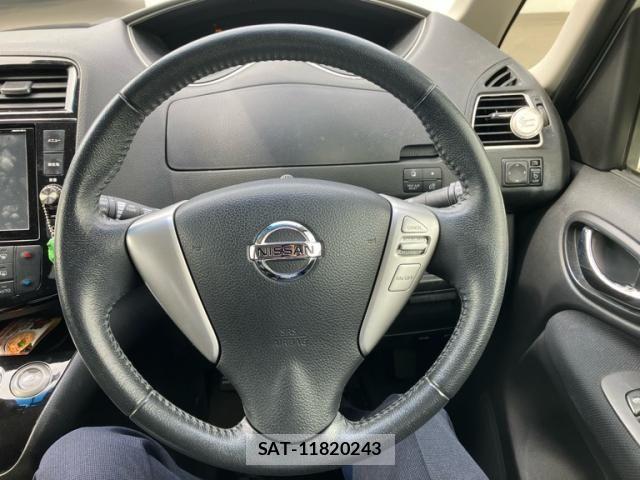 Nissan SERENA 2015-03 8316998-8