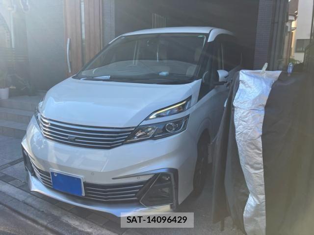 Nissan SERENA 2017-02 8316990-0