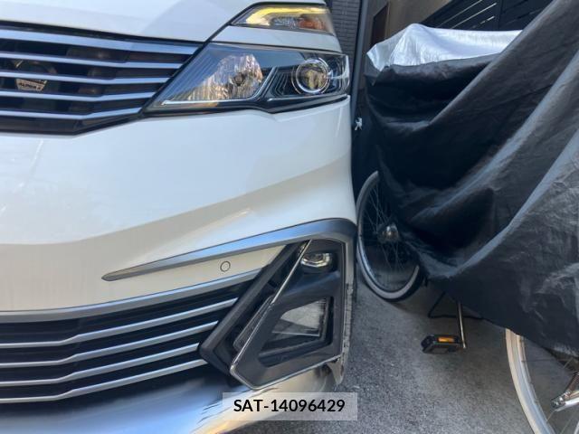 Nissan SERENA 2017-02 8316990-1