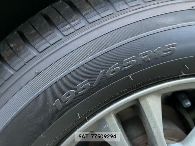 Nissan SERENA 2013-06 8317001-10