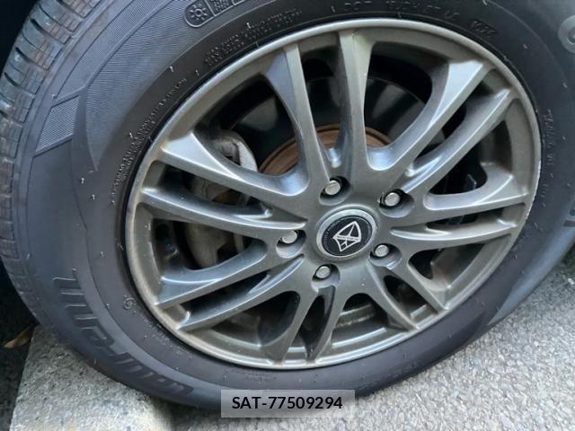 Nissan SERENA 2013-06 8317001-6