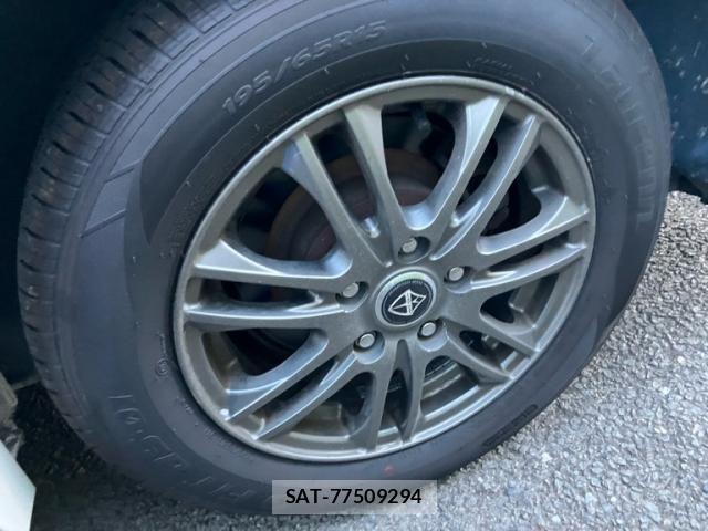 Nissan SERENA 2013-06 8317001-7