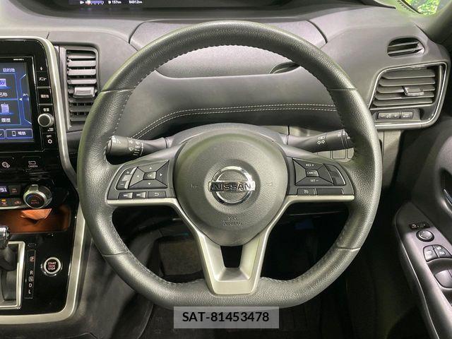 Nissan SERENA 2018-09 8316983-11