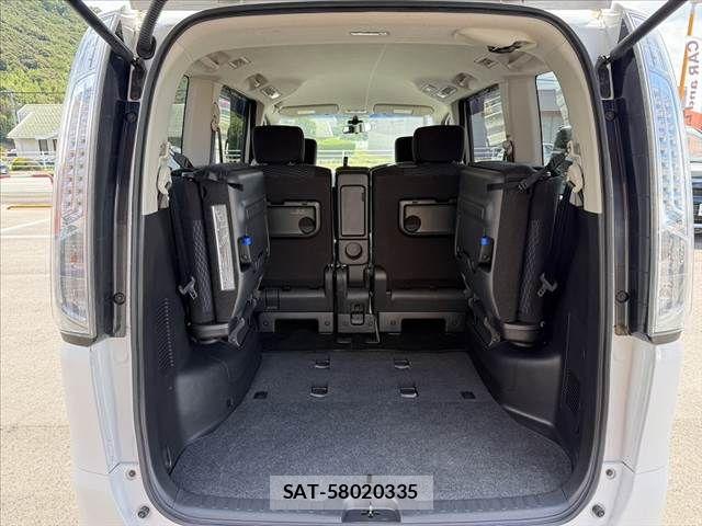 Nissan SERENA 2015-04 8316994-21