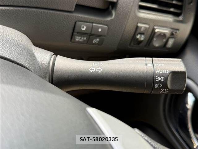 Nissan SERENA 2015-04 8316994-23