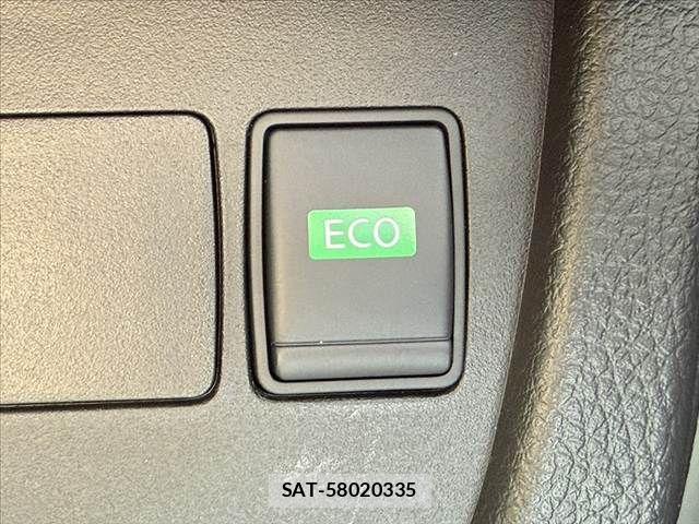 Nissan SERENA 2015-04 8316994-5