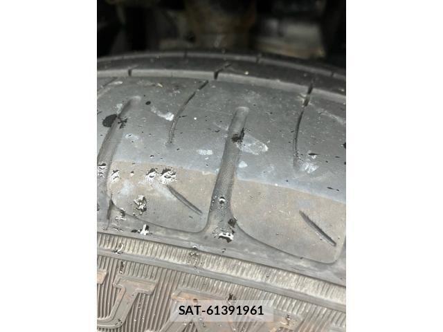 Nissan SERENA 2014-02 8317016-11