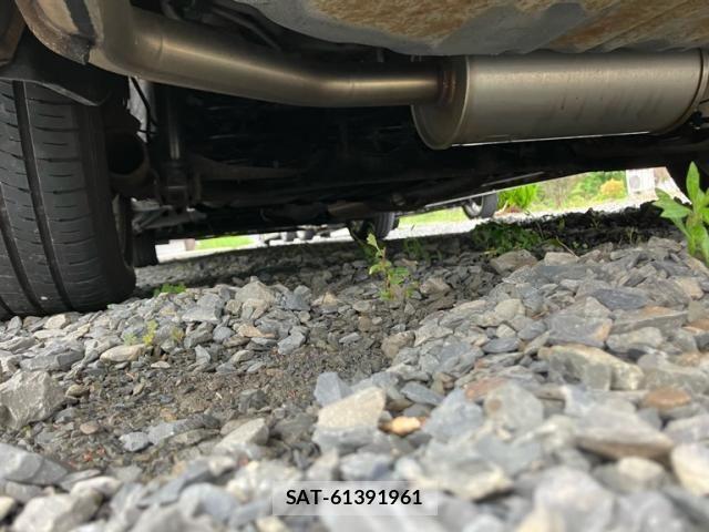 Nissan SERENA 2014-02 8317016-13