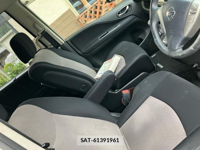 Nissan SERENA 2014-02 8317016-17
