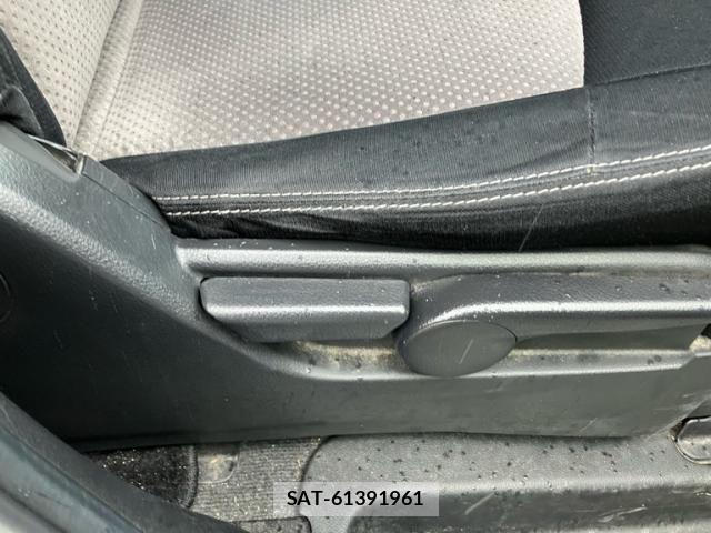 Nissan SERENA 2014-02 8317016-18