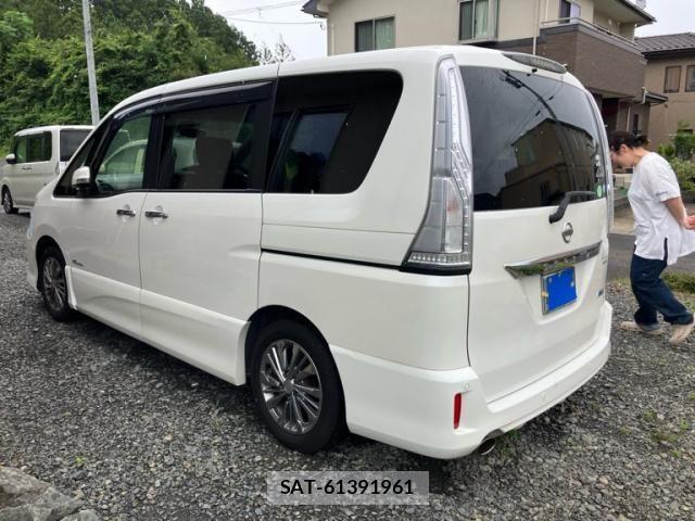 Nissan SERENA 2014-02 8317016-6