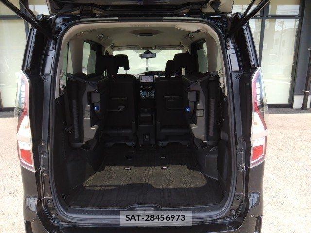 Nissan SERENA 2022-03 8316976-13