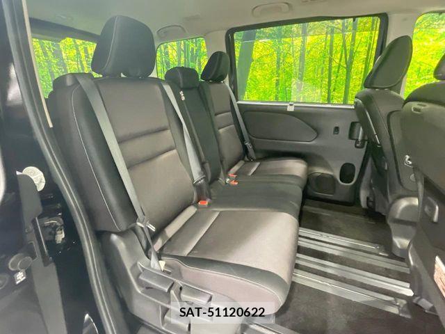 Nissan SERENA 2017-06 8316981-9