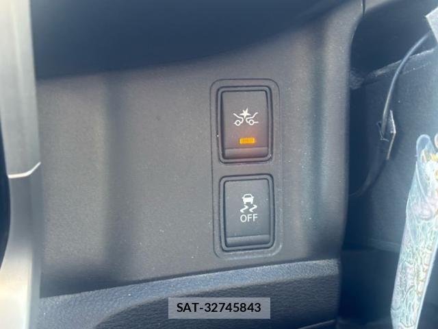 Nissan SERENA 2016-12 8316988-12