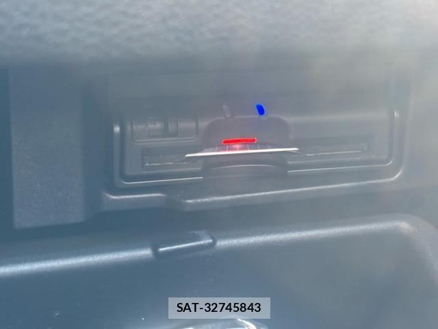 Nissan SERENA 2016-12 8316988-14