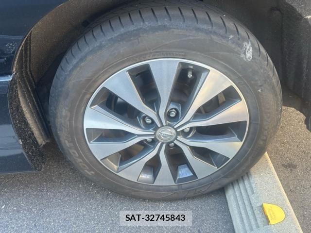 Nissan SERENA 2016-12 8316988-2