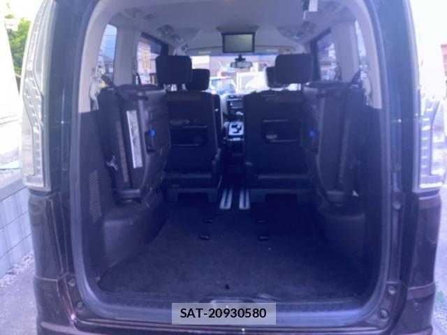 Nissan SERENA 2015-12 8317002-11
