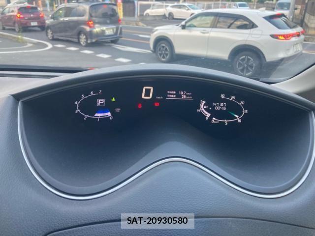 Nissan SERENA 2015-12 8317002-24