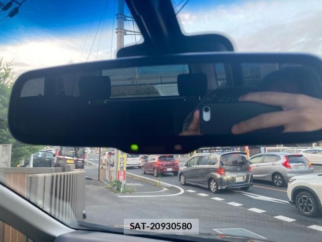 Nissan SERENA 2015-12 8317002-25