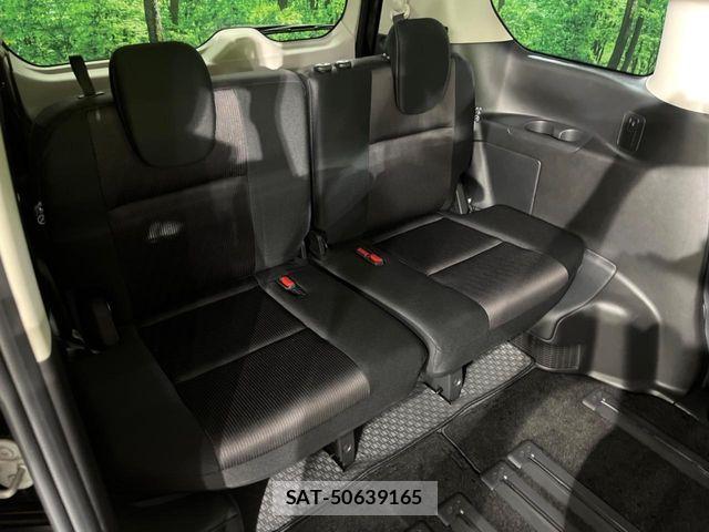 Nissan SERENA 2017-03 8316978-9