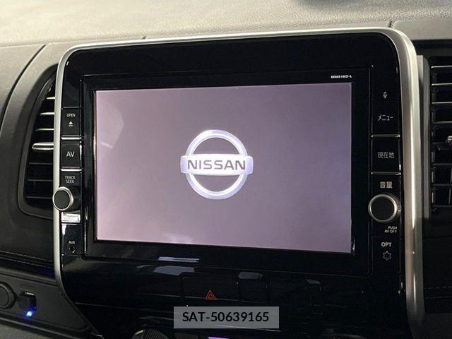 Nissan SERENA 2017-03 8316978-3