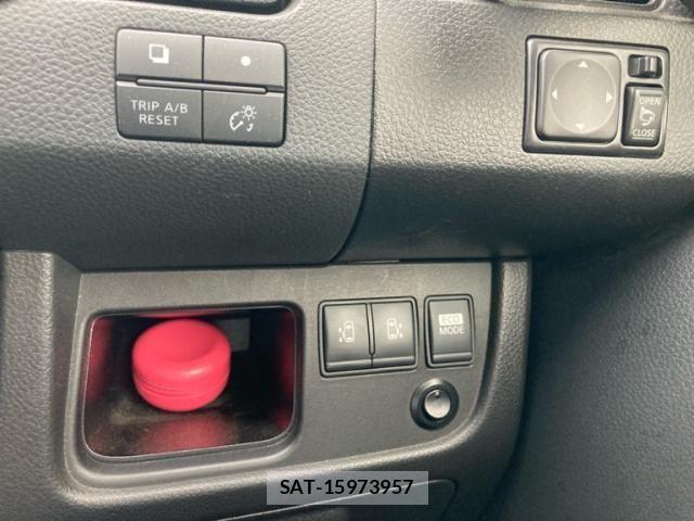 Nissan SERENA 2012-12 8316997-18