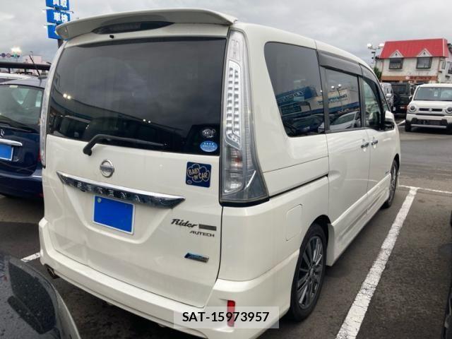 Nissan SERENA 2012-12 8316997-4