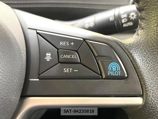 Nissan SERENA 2018-08 8316980-5
