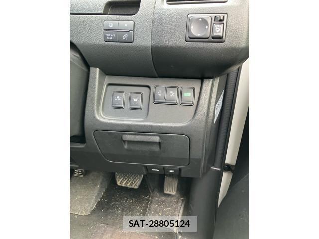 Nissan SERENA 2014-01 8317014-18