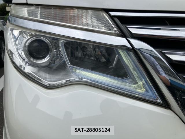Nissan SERENA 2014-01 8317014-5