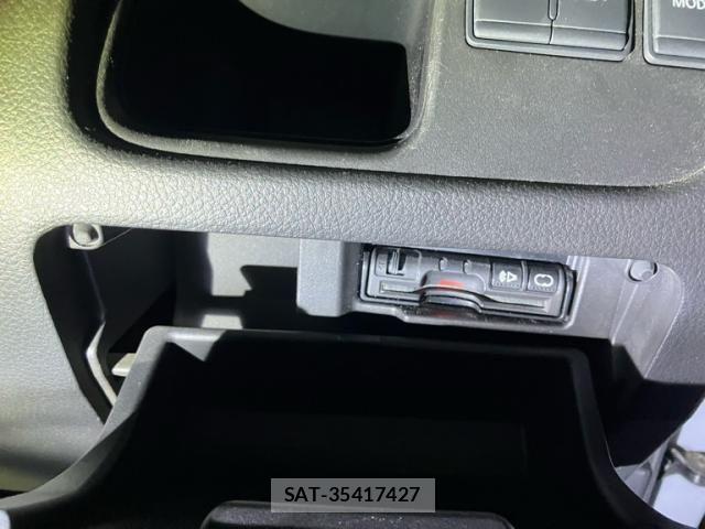 Nissan SERENA 2013-07 8316999-15