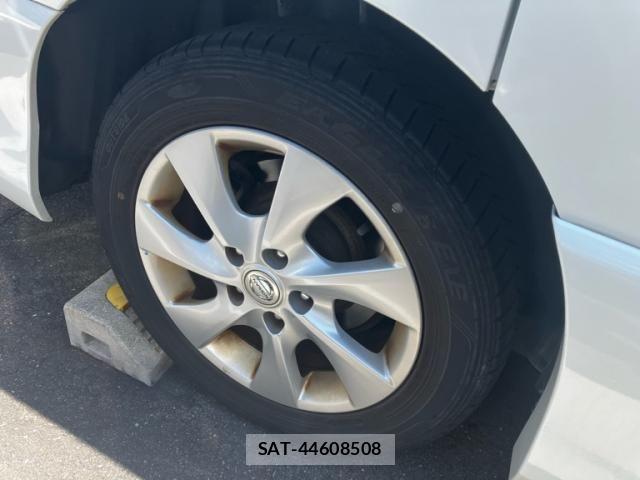 Nissan SERENA 2013-01 8317012-5