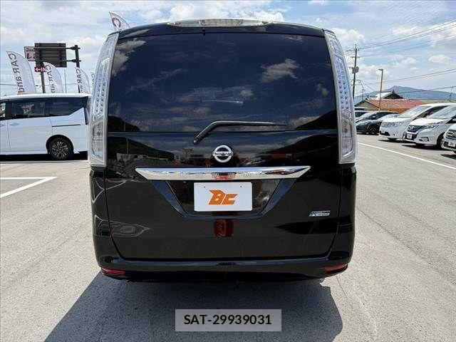 Nissan SERENA 2012-12 8317000-13