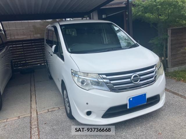 Nissan SERENA 2014-12 8317009-1