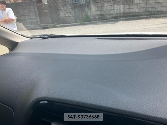 Nissan SERENA 2014-12 8317009-18