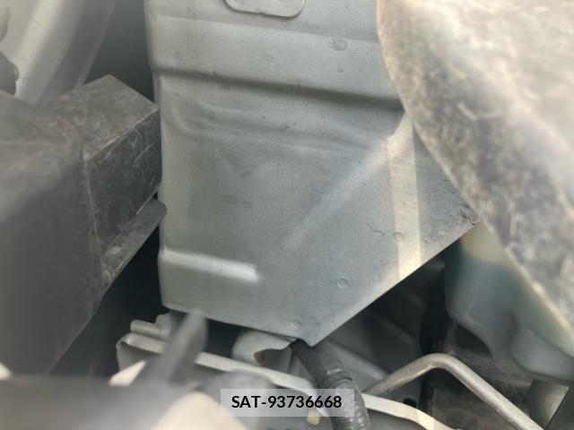 Nissan SERENA 2014-12 8317009-22