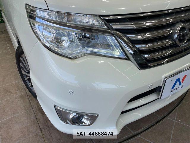 Nissan SERENA 2015-12 8316989-12