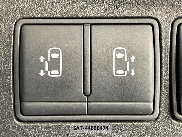 Nissan SERENA 2015-12 8316989-5