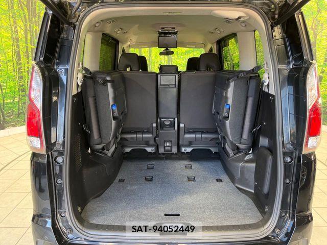 Nissan SERENA 2017-02 8316992-10